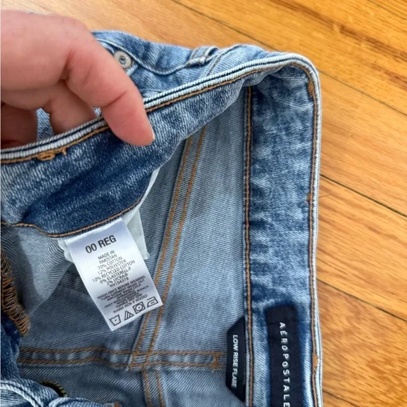 Aeropostale Light Blue Flare Jeans - Picture 4 of 6